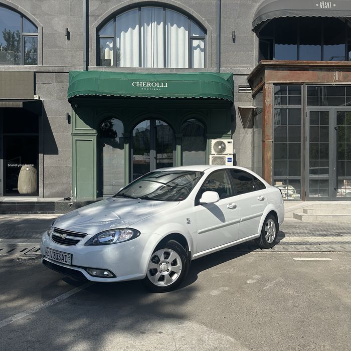 Gentra 2023 бел , 3 позия, 22 пробег, тоза