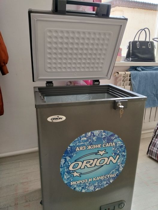 Срочно продам морозилку