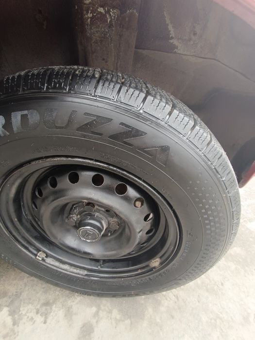 2104 jiguli Sotiladi 22 millon sanaganga bervo4aman pul kerak