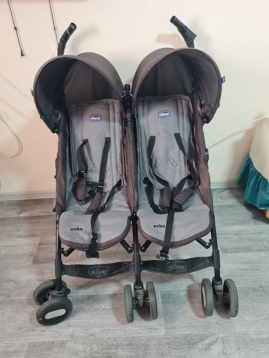 Егіздердің каляскасы