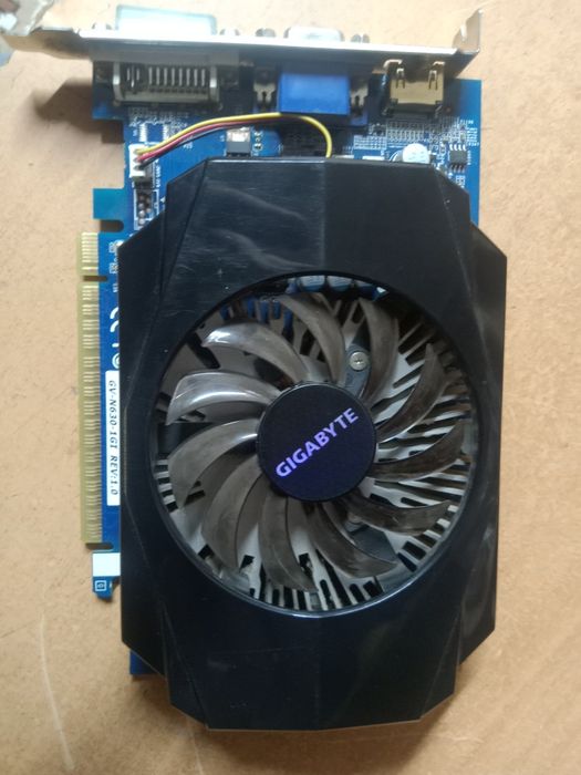 Продам видеокарту от гигабайт
