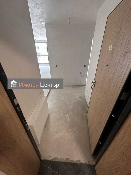 Дава се под наем Тристаен апартамент в София, Студентски град - 150 кв.м за 225000 € - Снимка #3