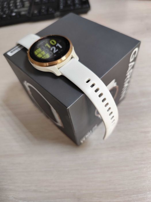 Часы Garmin Venu 2S