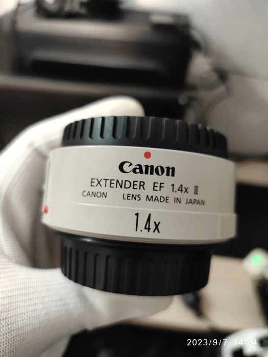 Canon  EF 1.4x extender (телеконвертер)