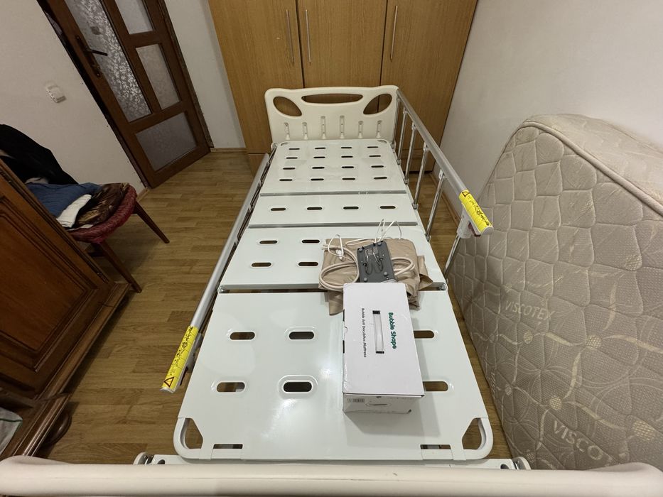 Pat spital ajustabil + saltea anti-decubit