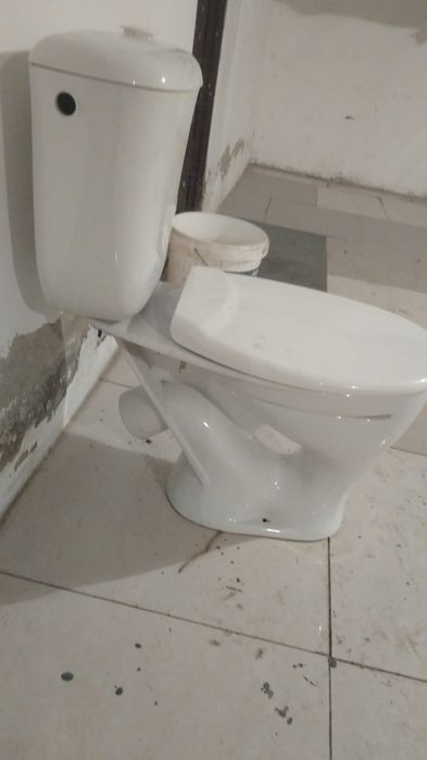 Сантехника унитаз