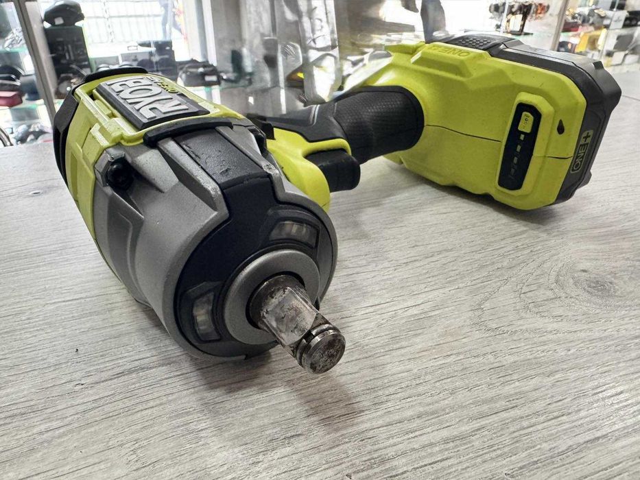 Акумулаторен Безчетков Ударен Гайковерт Ryobi RIW18X-0 - 18V, 700 Nm