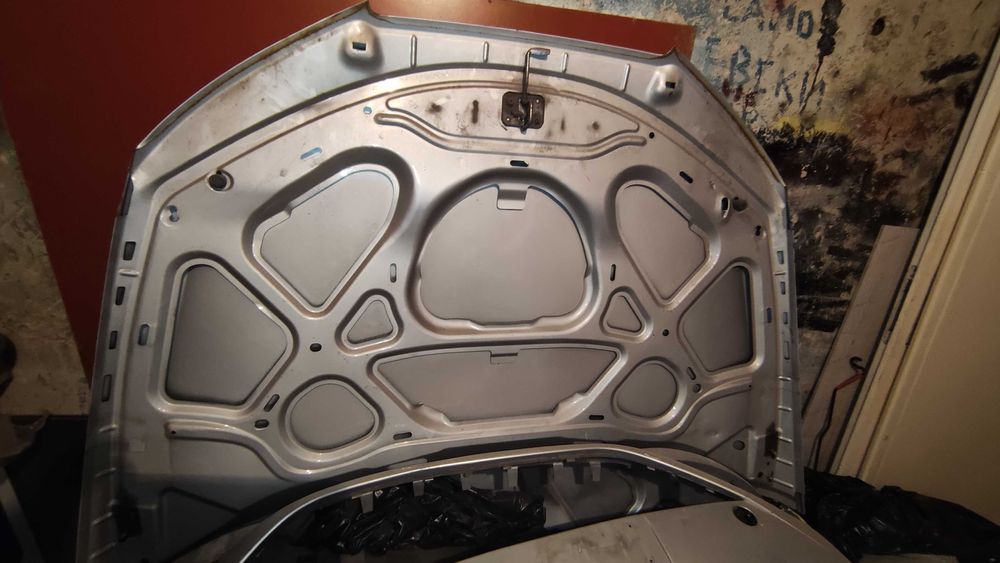 Seat Ibiza 2011  Капак и предна броня