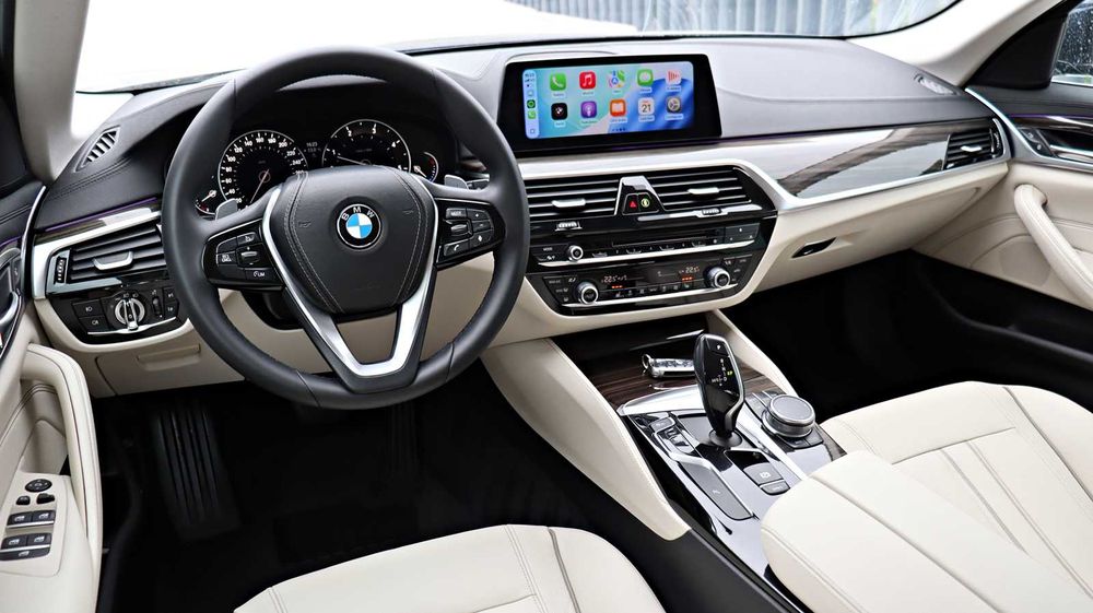 BMW 520 D /2018 / Luxury / Navigatie /Faruri LED / Incalzire/Cheie Display/Kilometraj Real