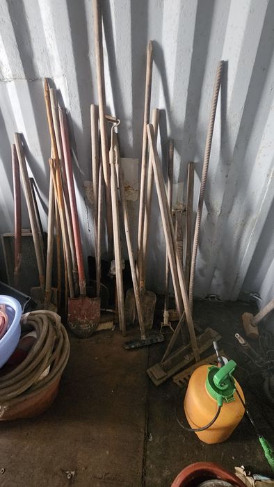 Продам бу садовый инвентарь.