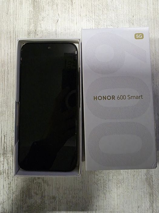 HONOR 600 Smart  5G чисто нов