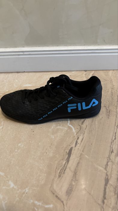 Футболни стоножки Fila