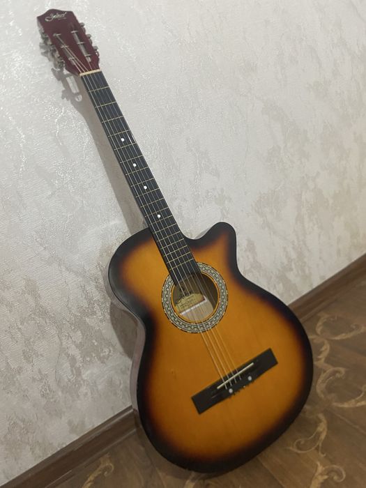 Продам ГИТАРУ Joker для взрослых