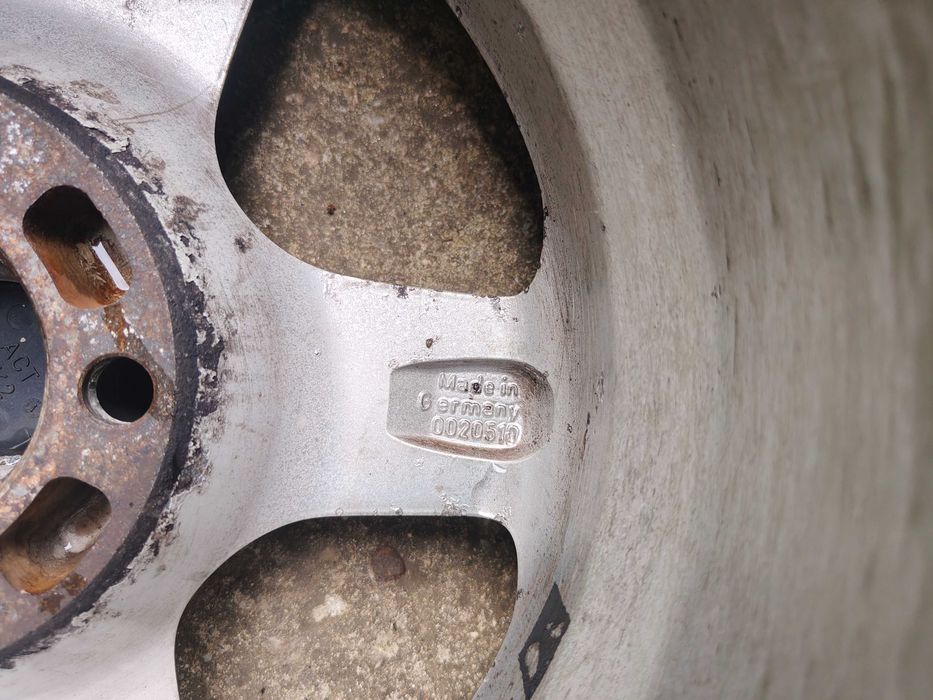 Jante Aliaj Platin 5x112 R15 + cauciucuri vara VW SEAT SKODA AUDI