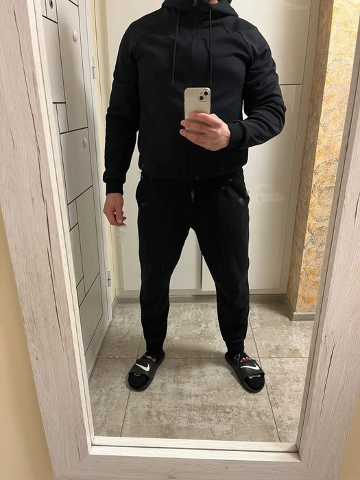 Чисто нов екип NIKE