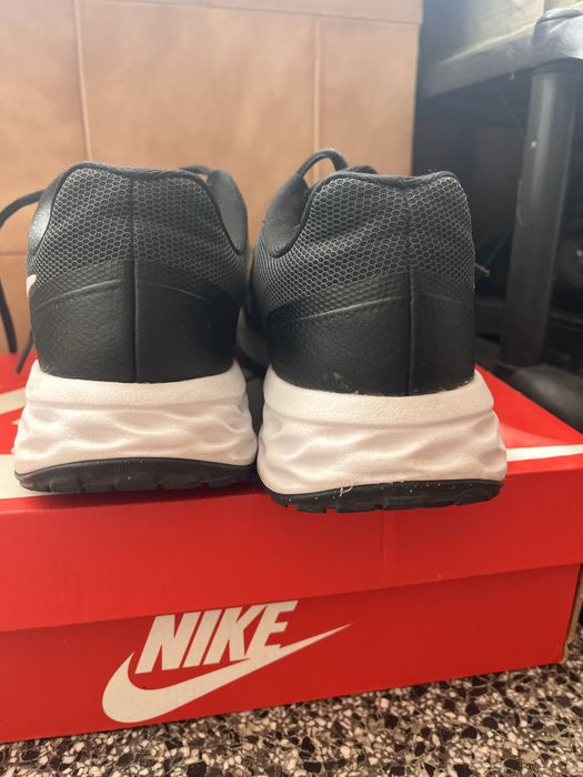 Дамски маратонки