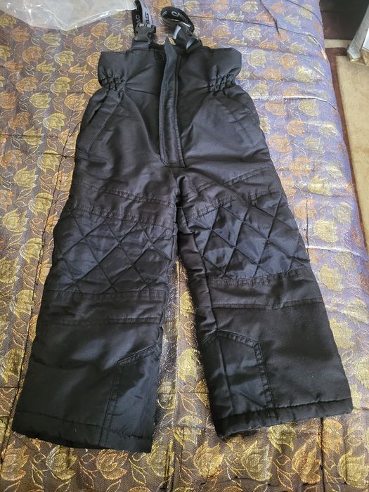 Продам брюки на мальчика