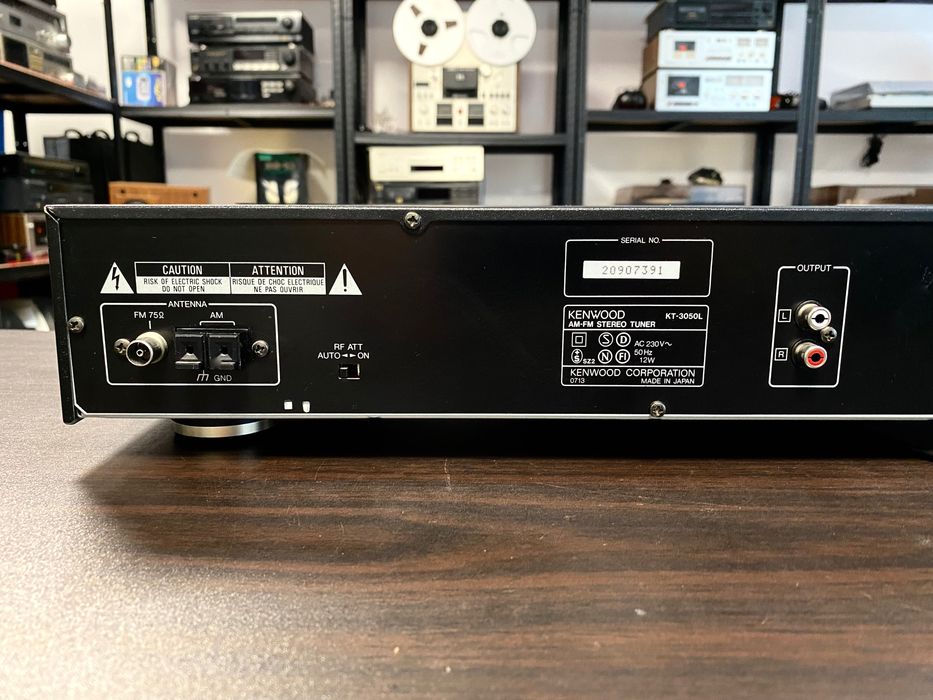 Отличен тунер Kenwood