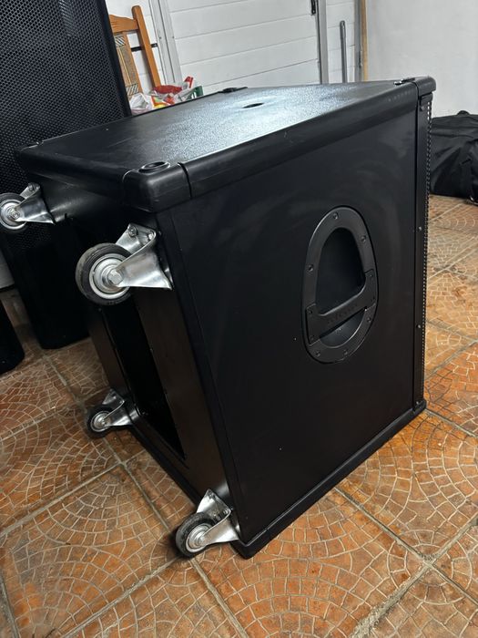 Subwoofer Behringer activ 2 buc!!!