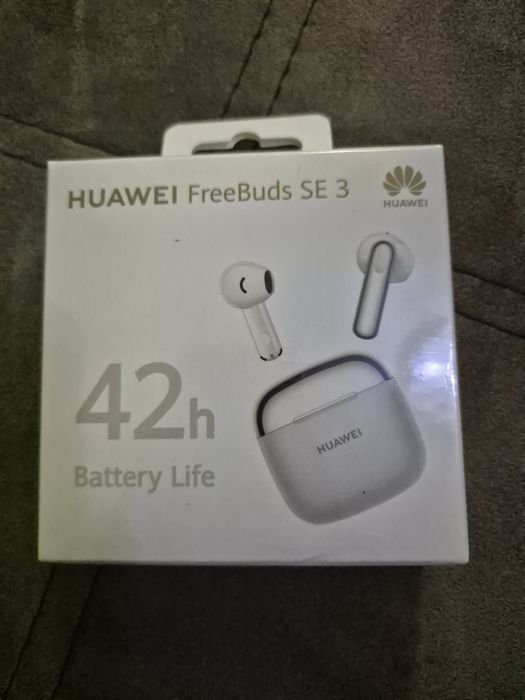 Чисто нов часовник Huawei WATCH GT 6+слушалки HUAWEI freeBuds SE 3