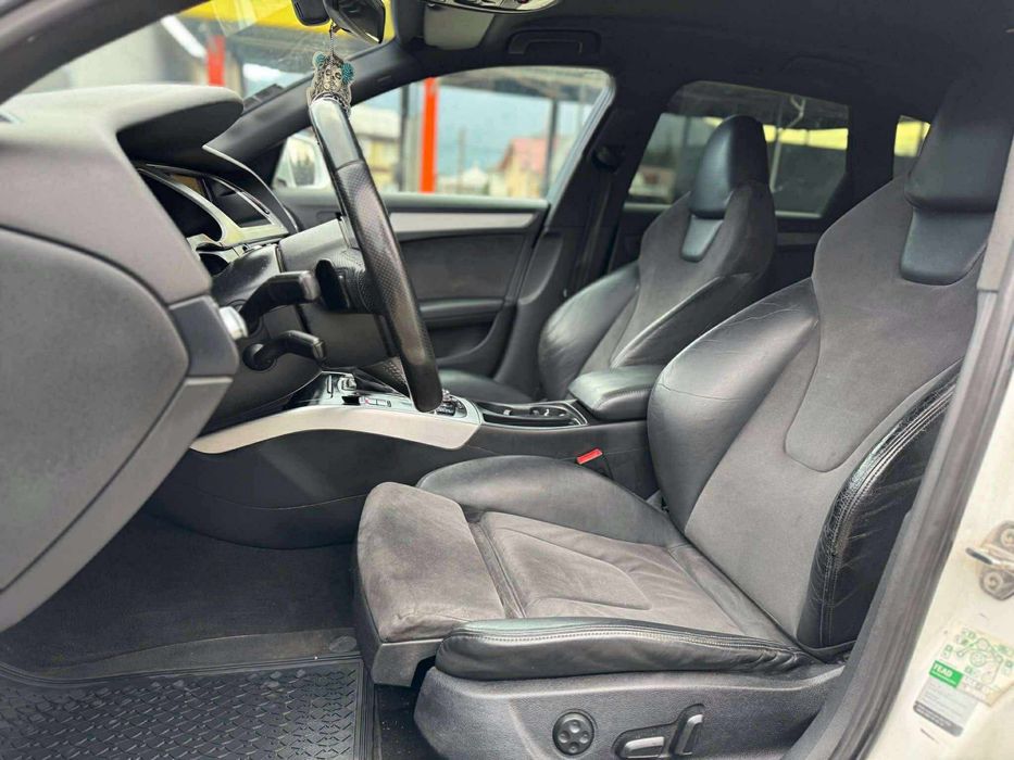 Audi A4 B8 2012 / S line  / Alb Perlat