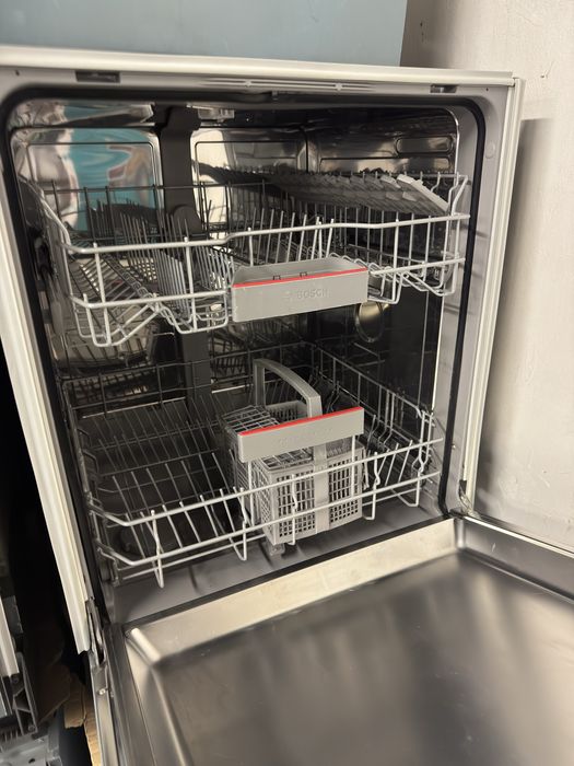 Mașină de spălat vase semi-încorporabilă Bosch SGI4HTS31E