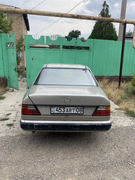 Мерседес  Бенс 124