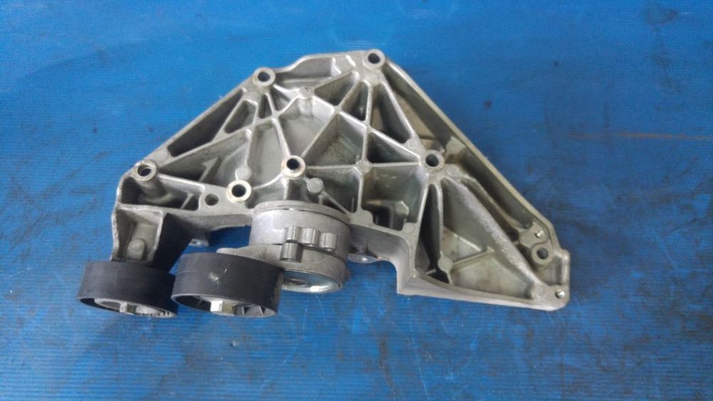 suport accesorii 2.0 tdci ford focus 2