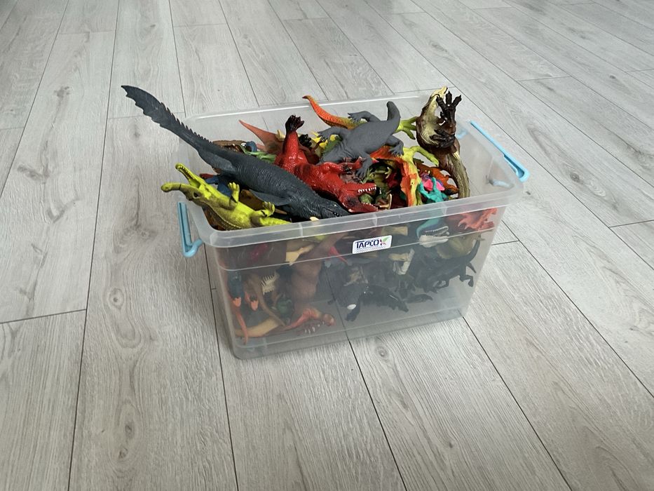 Игрушки динозавры