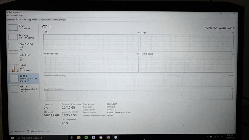 Laptop Gaming Acer Nitro 5 / Ryzen 5 4600H / GTX 1650 Ti / 32GB RAM / 1.5TB SSD / 144Hz + Accesorii