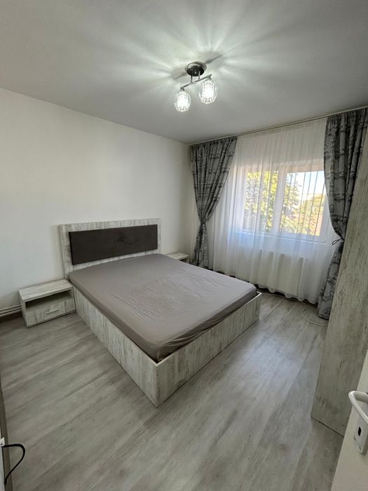 Inchiriez apartament 2 camere