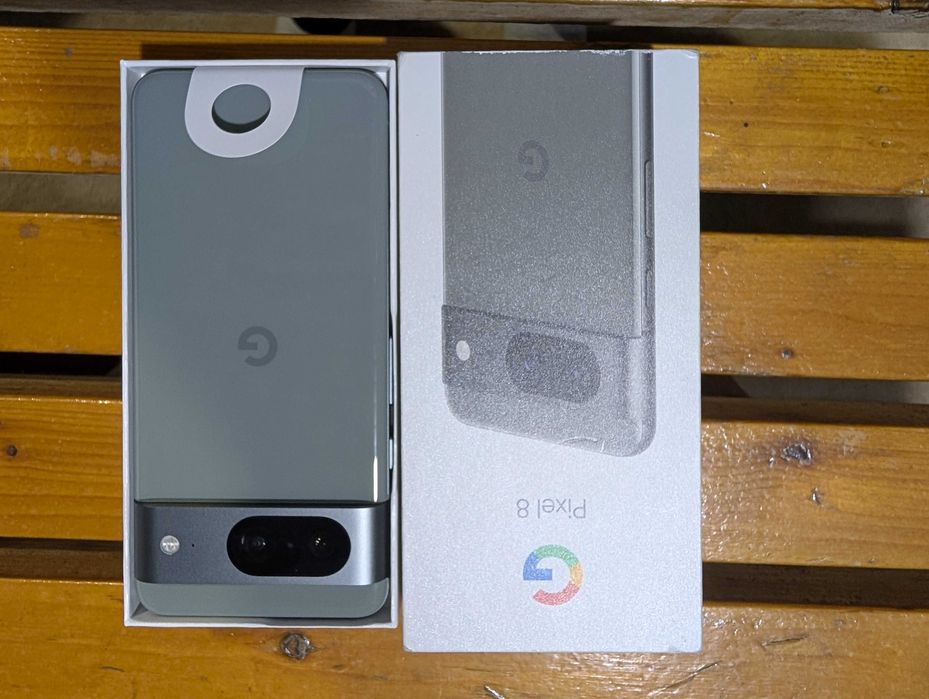 Google Pixel 8. Hazel. 128gb