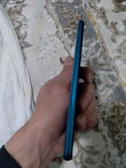 Redmi9a sotiladi hichqatida aybi yoʻq karopka dakument bor