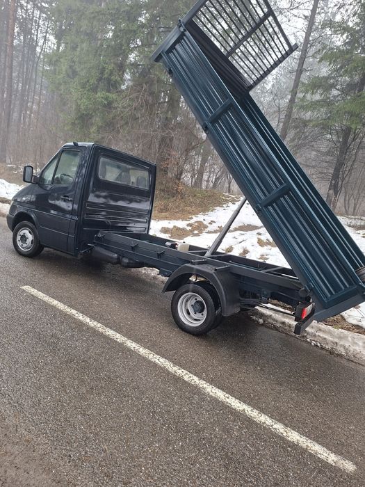 Vând Mercedes Sprinter