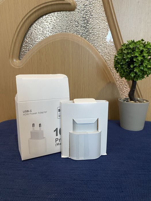 Încărcător USB-C 40W Power Adapter alb – pentru iPhone 16 Pro (NOU)