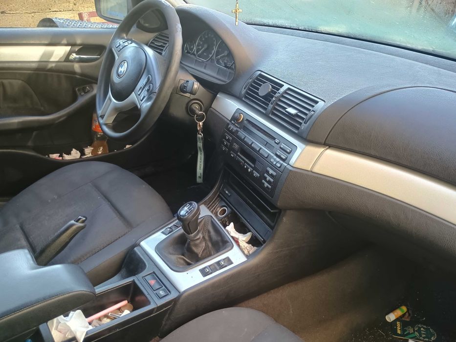 Vând BMW E46 2.2 benzina