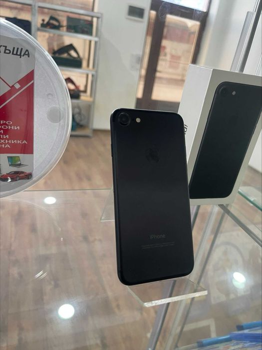 iPhone 7 +кутия и заядно