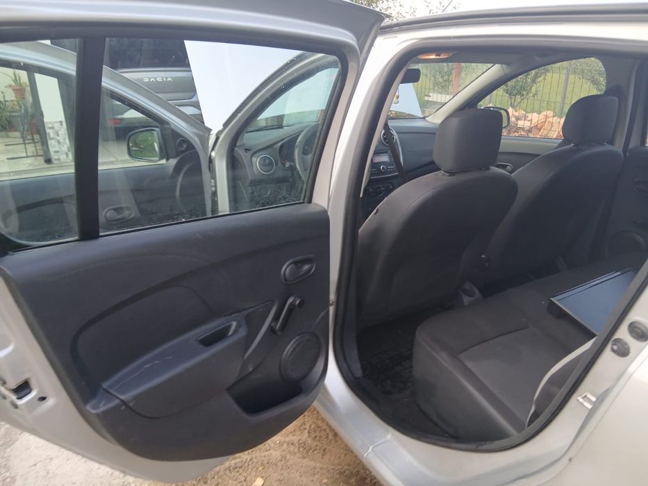 Vand Dacia Sandero