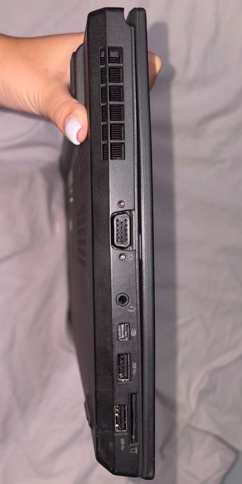 Lenovo ThinkPad T440p – i5 / 8GB RAM / 240GB SSD