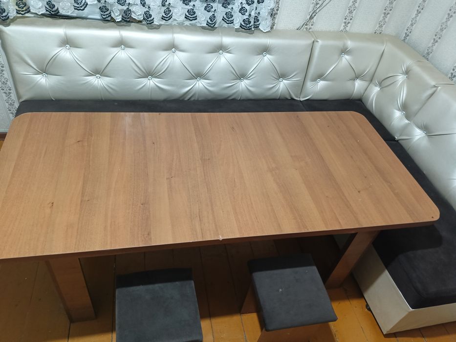 Продам кухонный уголок
