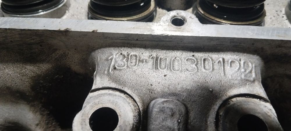 Продам на ЗИЛ 130 головки