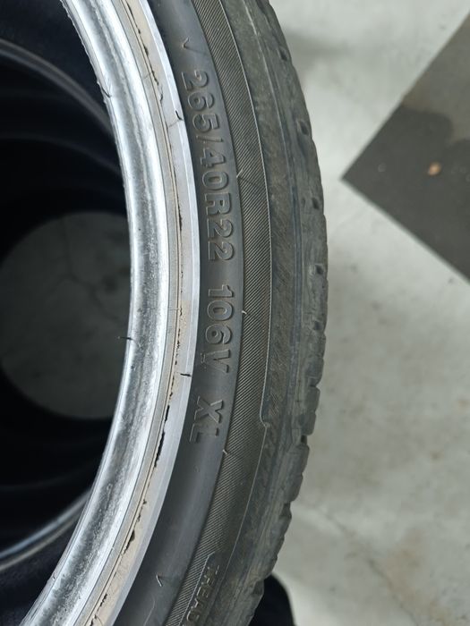 Продам резину 265 40 R22