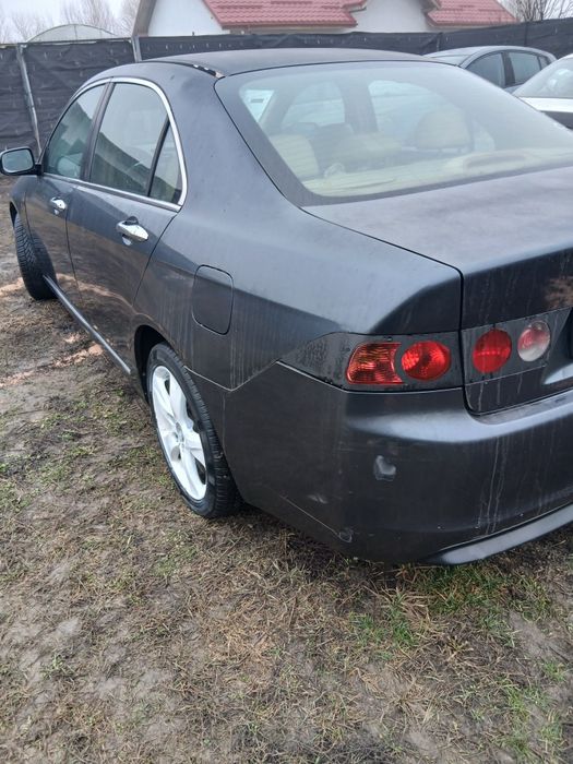 Dezmembrez honda accord 2003  2007