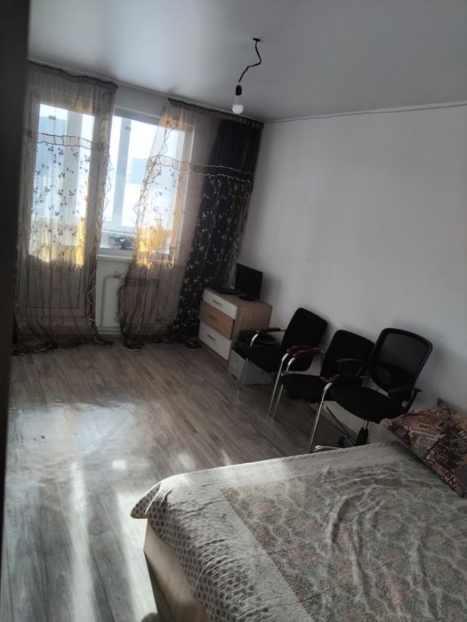 Сдам 2х комнатную на Аль-фараби 42/2