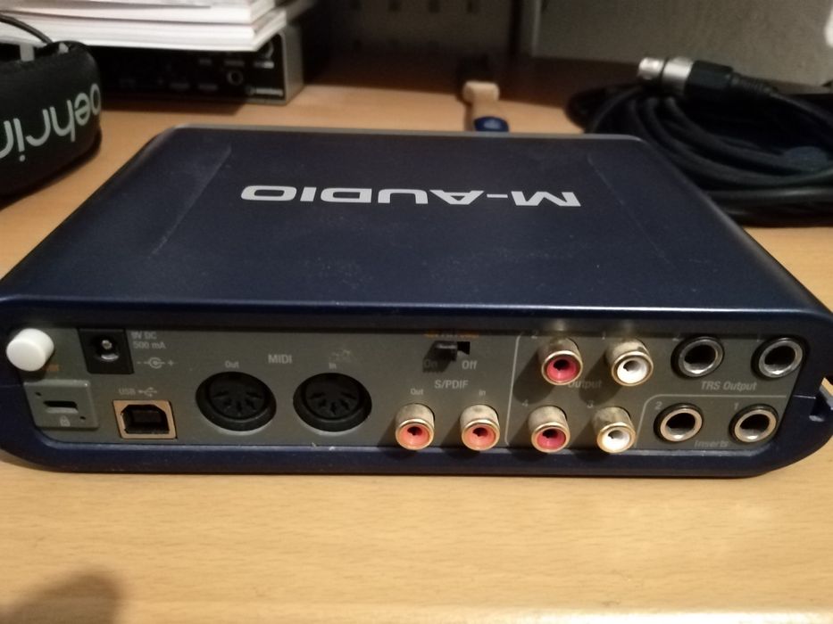 Звукова карта. M AUDIO
