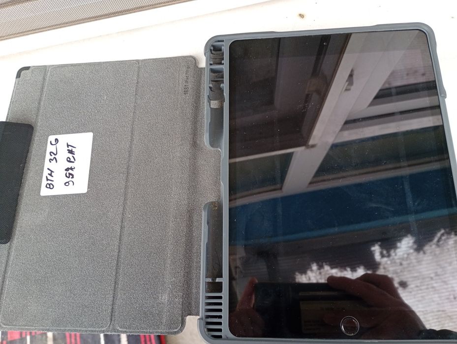 Apple iPad generația 8 32 GB