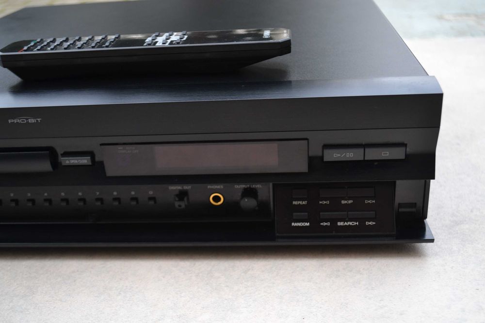 Cd player Yamaha CDX 993 cu Telecomanda