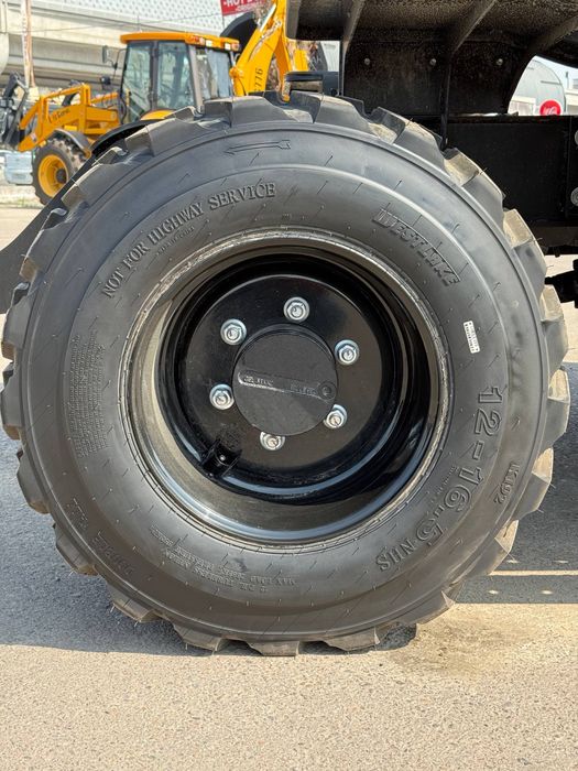 SANY экскаватор Сотилади