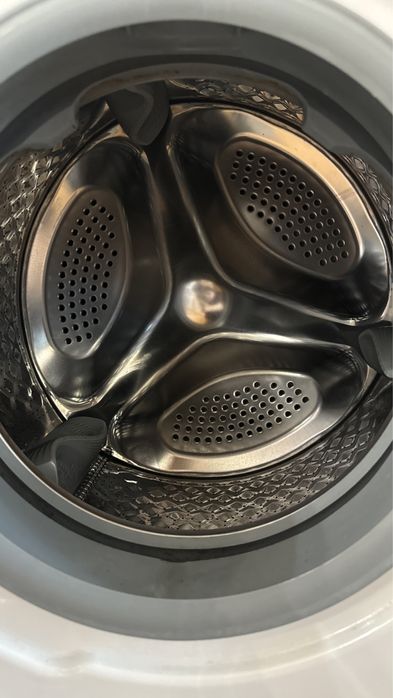 Стеральная машина Midea