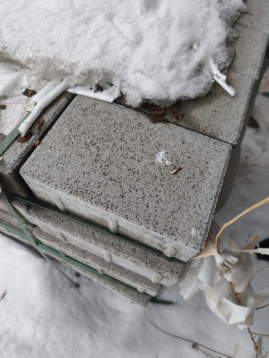 Брусчатка, поребрики, поддоны